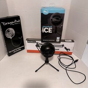 Logitech for Creators Blue Snowball iCE USB‎ Microphone With Stand & Wind Screen